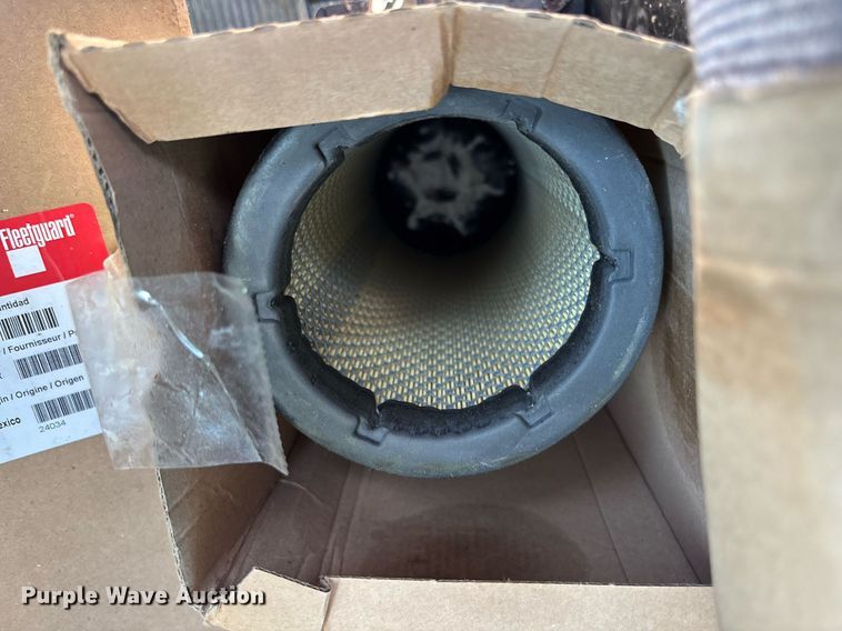 image for item EM0049 2017 Kenworth T370 feed delivery truck