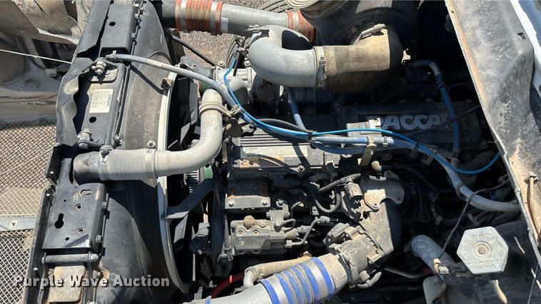 image for item EM0049 2017 Kenworth T370 feed delivery truck