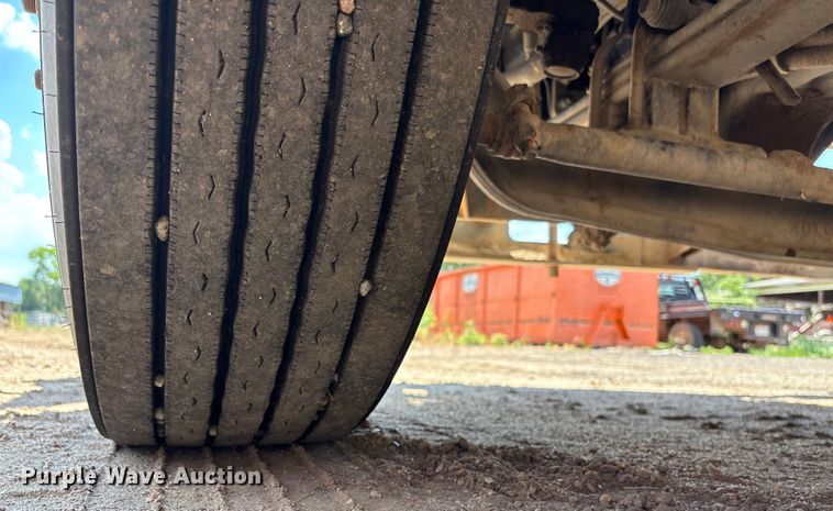 image for item EM0049 2017 Kenworth T370 feed delivery truck