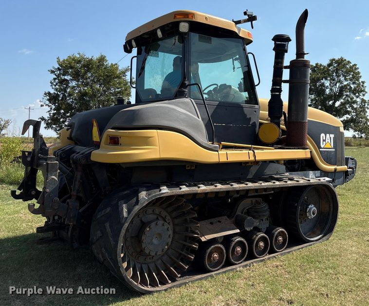 image for item EM0644 2000 Caterpillar Challenger 75E tractor