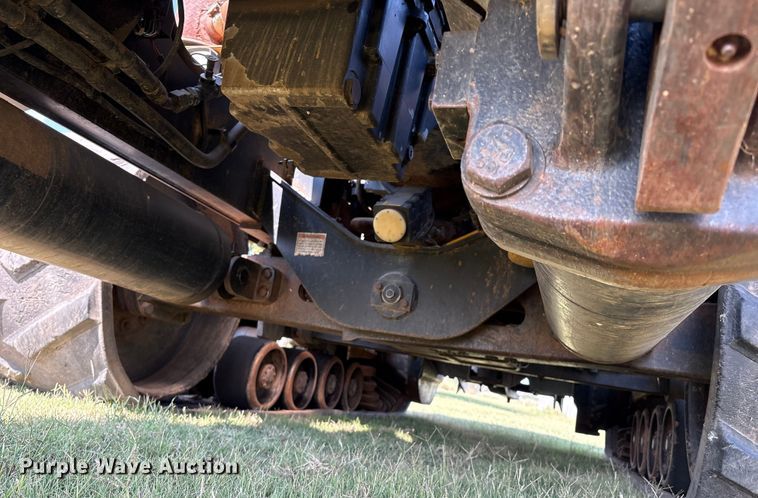 image for item EM0644 2000 Caterpillar Challenger 75E tractor