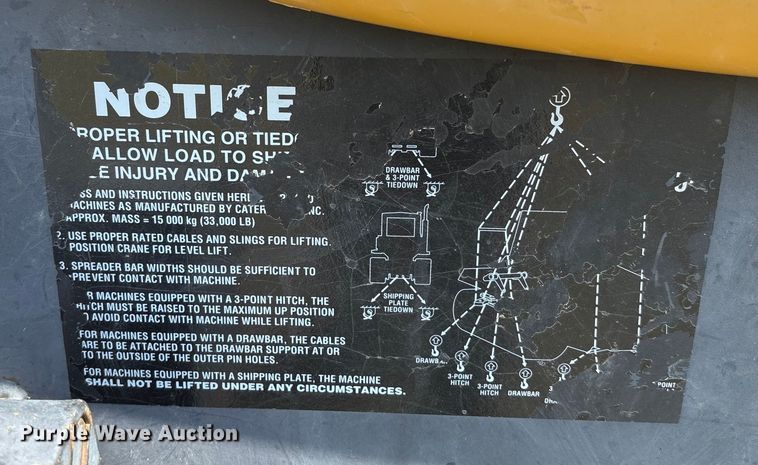 image for item EM0644 2000 Caterpillar Challenger 75E tractor