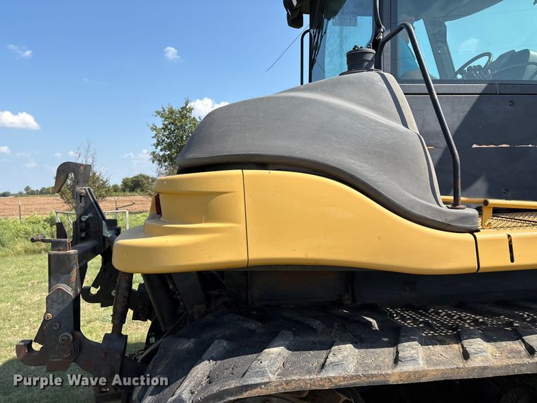 image for item EM0644 2000 Caterpillar Challenger 75E tractor