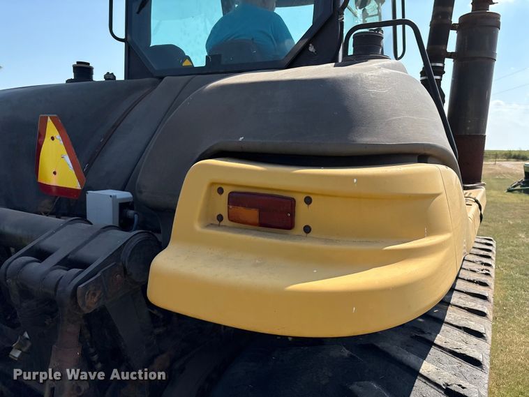 image for item EM0644 2000 Caterpillar Challenger 75E tractor