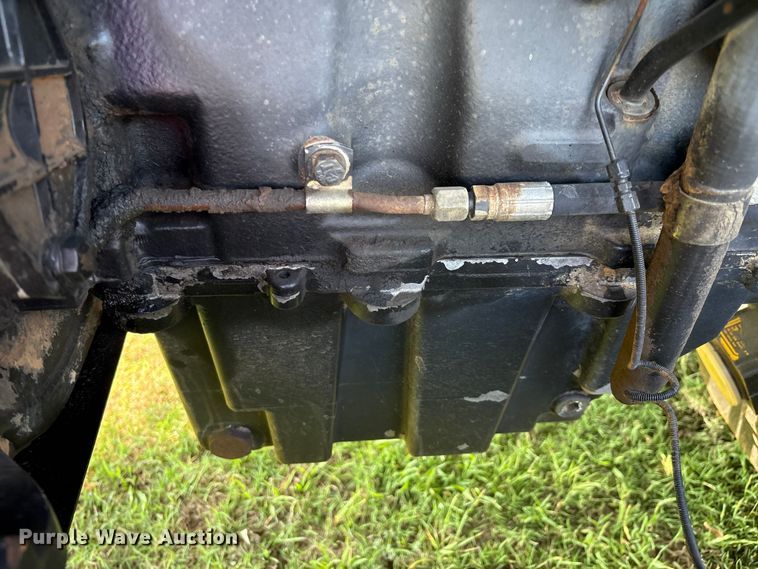 image for item EM0644 2000 Caterpillar Challenger 75E tractor