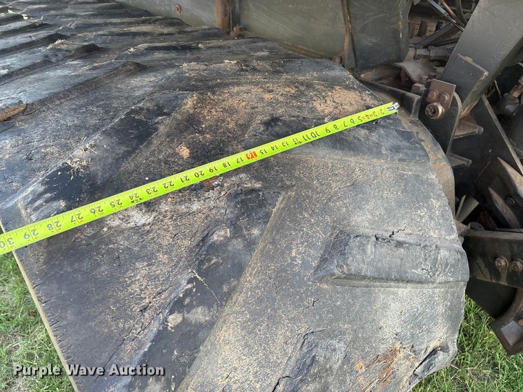 image for item EM0644 2000 Caterpillar Challenger 75E tractor