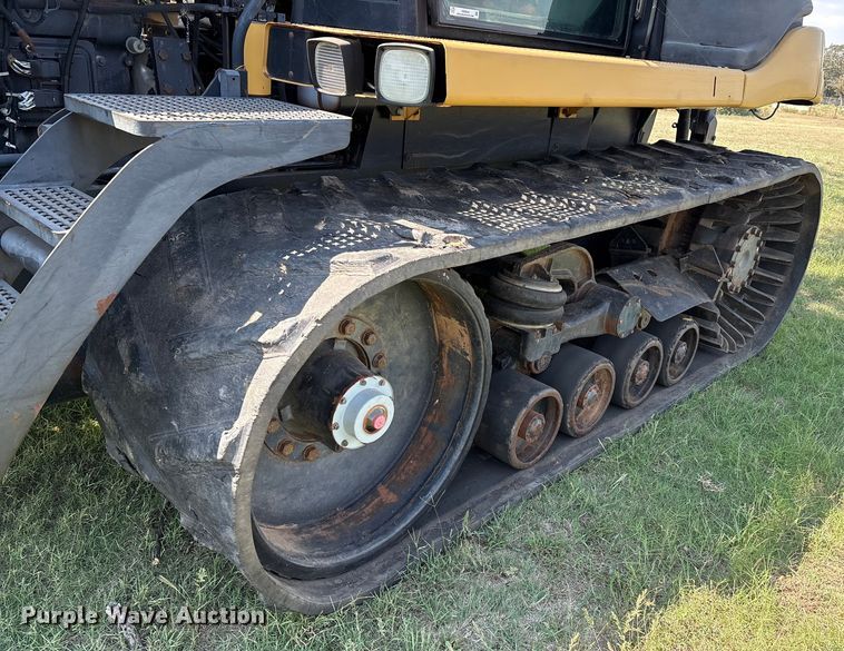 image for item EM0644 2000 Caterpillar Challenger 75E tractor