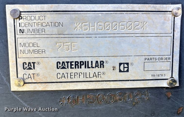 image for item EM0644 2000 Caterpillar Challenger 75E tractor