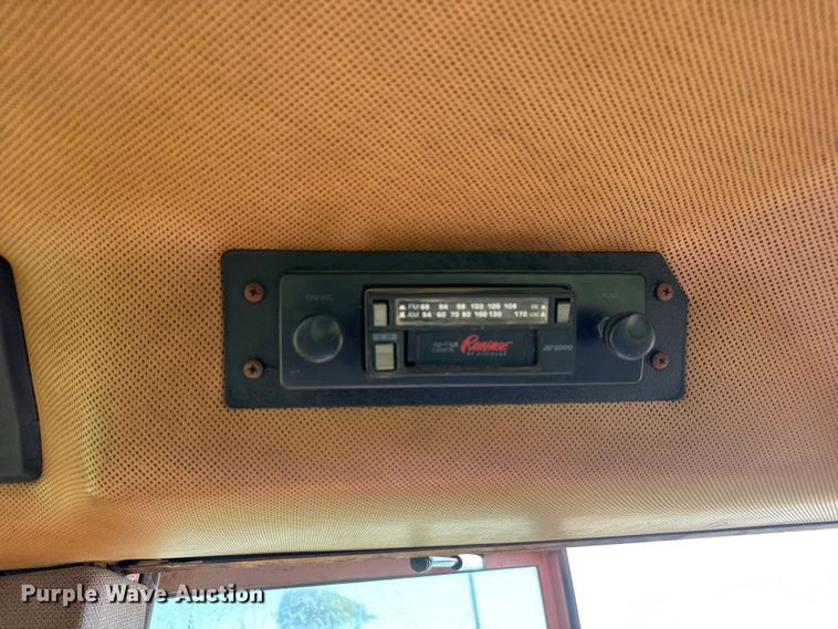 image for item EM8172 1983 Allis-Chalmers 8010 tractor