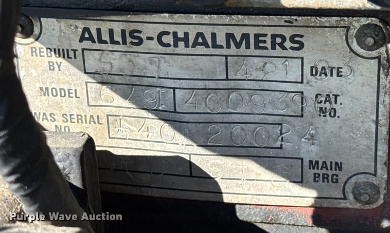 image for item EM8172 1983 Allis-Chalmers 8010 tractor