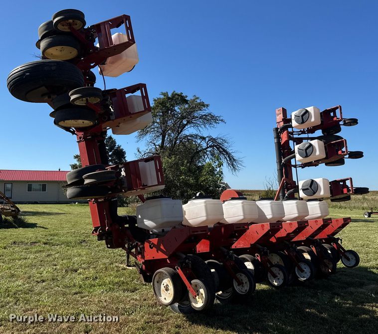 image for item EM8174 White-New Idea 5100 planter