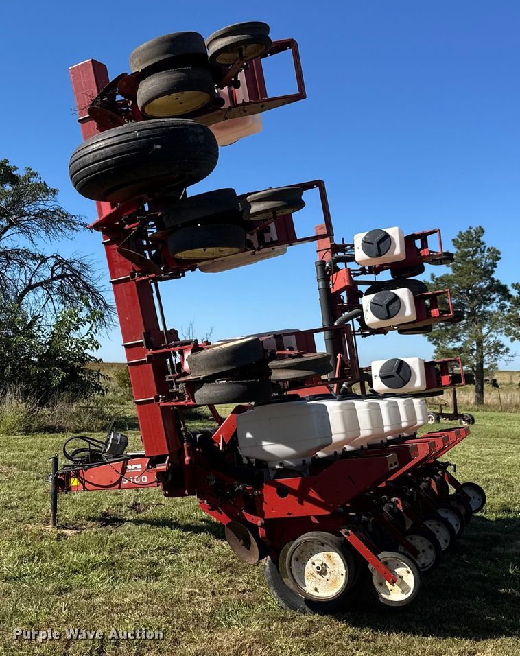 image for item EM8174 White-New Idea 5100 planter