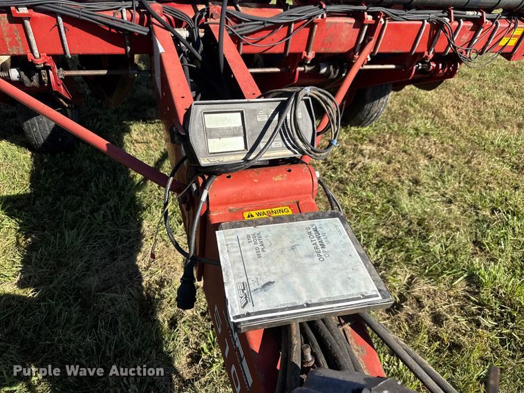 image for item EM8174 White-New Idea 5100 planter