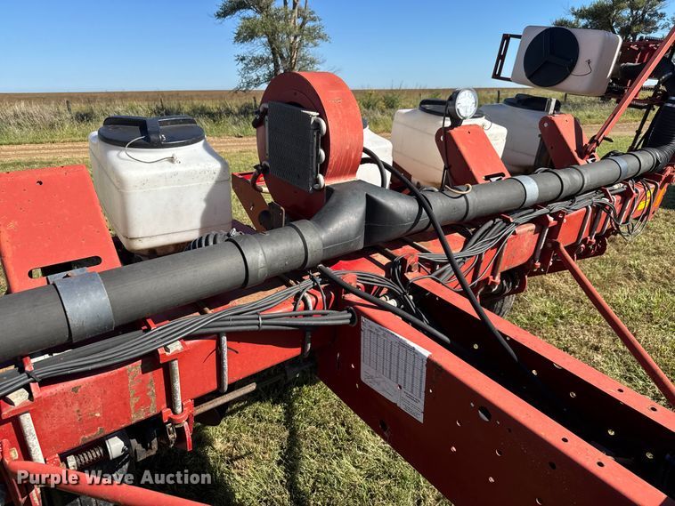 image for item EM8174 White-New Idea 5100 planter