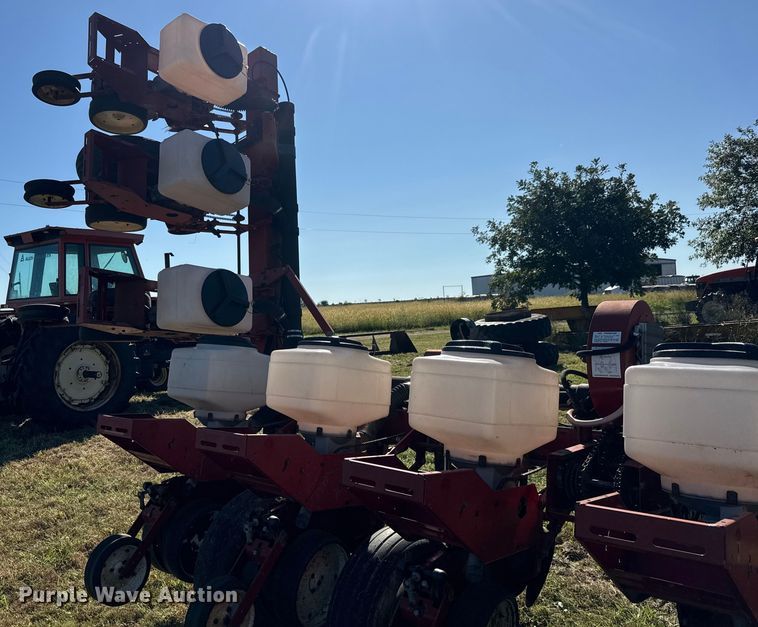 image for item EM8174 White-New Idea 5100 planter