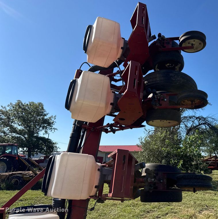 image for item EM8174 White-New Idea 5100 planter