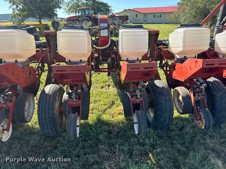 image for item EM8174 White-New Idea 5100 planter