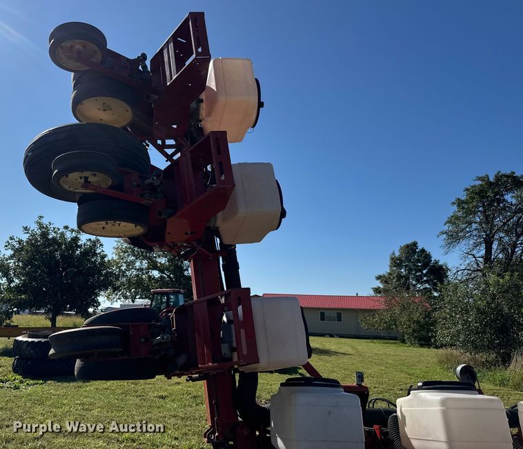 image for item EM8174 White-New Idea 5100 planter