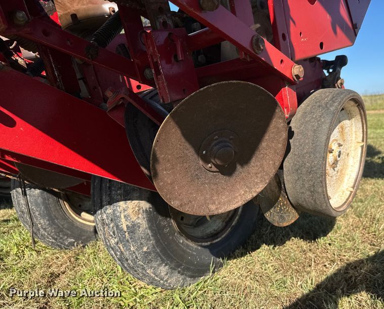 image for item EM8174 White-New Idea 5100 planter