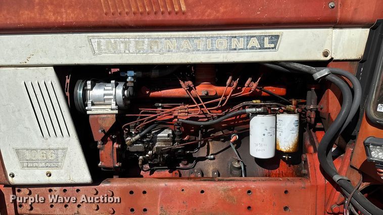 image for item EM8175 1973 International Farmall 1066 tractor