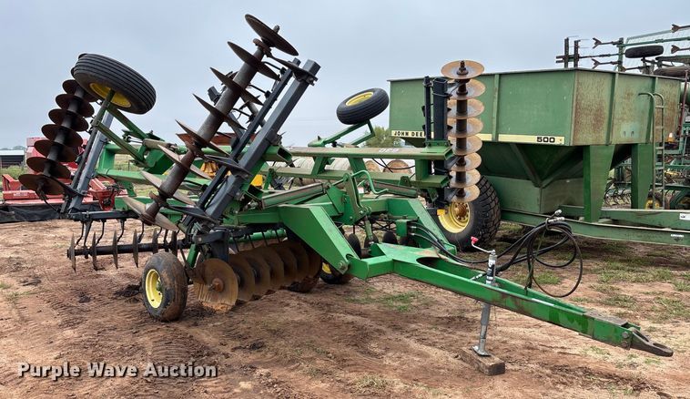 image for item EM8181 John Deere 630 tandem disk