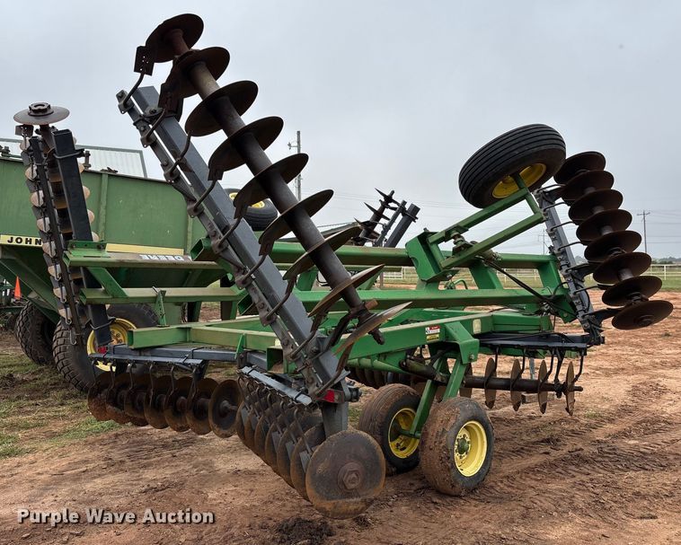 image for item EM8181 John Deere 630 tandem disk