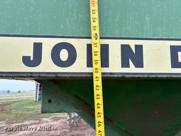 image for item EM8182 John Deere 500 grain cart