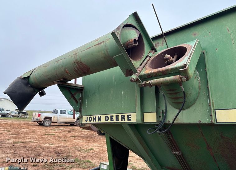 image for item EM8182 John Deere 500 grain cart