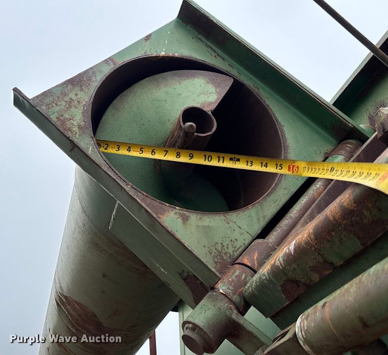 image for item EM8182 John Deere 500 grain cart