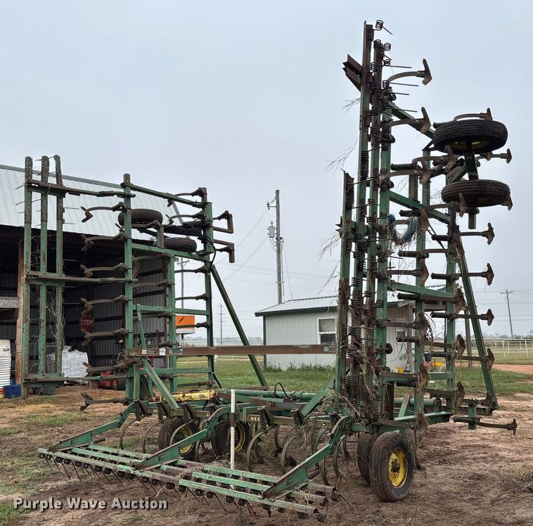 image for item EM8187 John Deere 1010 field cultivator