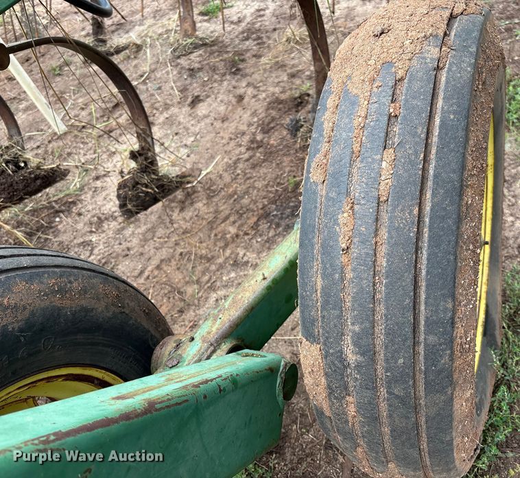 image for item EM8187 John Deere 1010 field cultivator