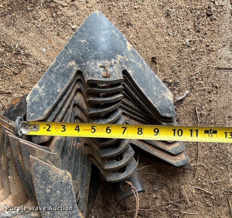 image for item EM8187 John Deere 1010 field cultivator