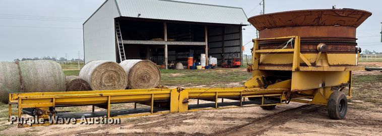 image for item EM8188 Haybuster H-1000 Big Bite tub grinder