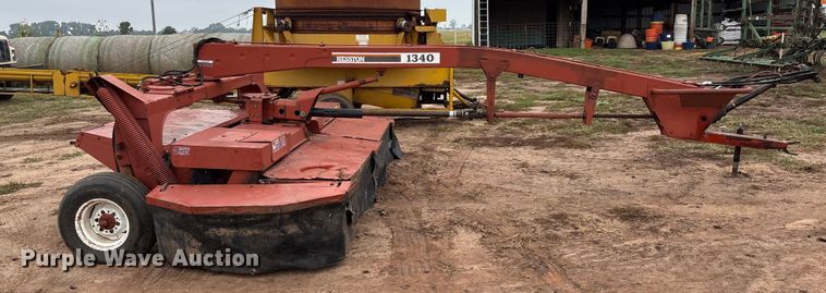 image for item EM8189 Hesston 1340 Windrower