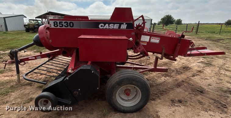 image for item EM8190 Case 8530 small square baler