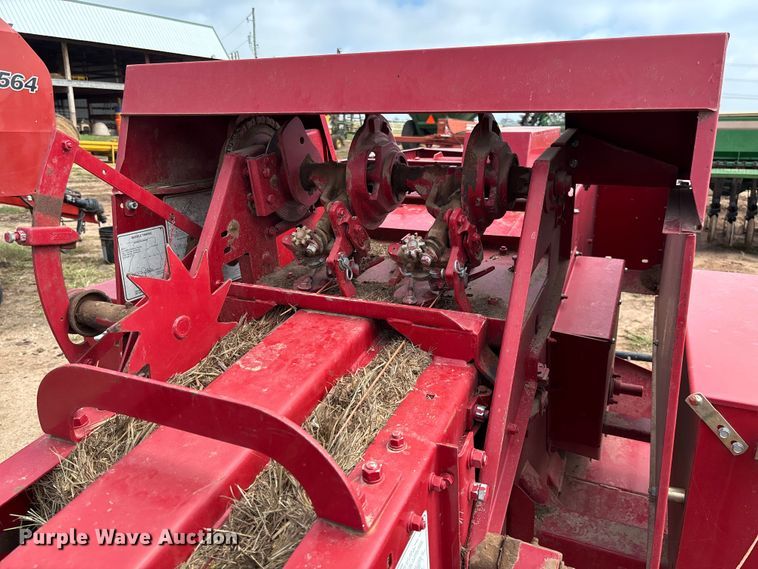 image for item EM8190 Case 8530 small square baler