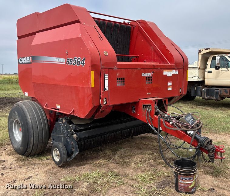 image for item EM8191 2012 Case RB564 round baler