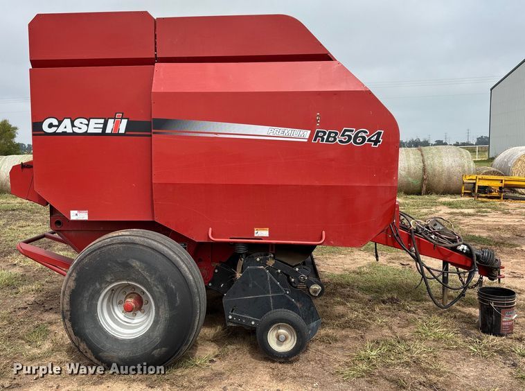 image for item EM8191 2012 Case RB564 round baler
