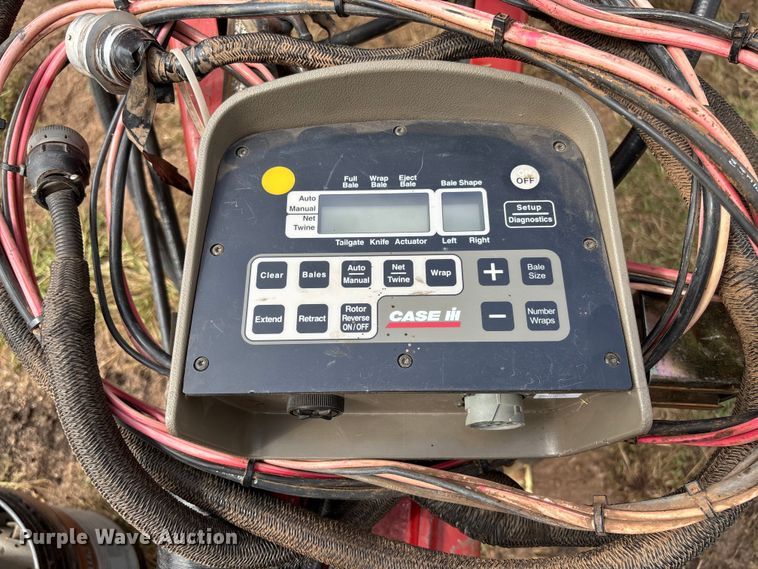 image for item EM8191 2012 Case RB564 round baler