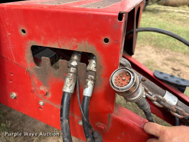 image for item EM8191 2012 Case RB564 round baler