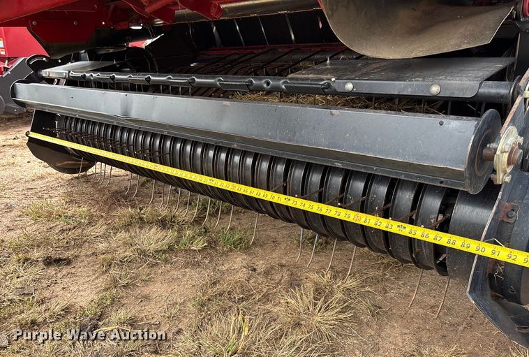 image for item EM8191 2012 Case RB564 round baler