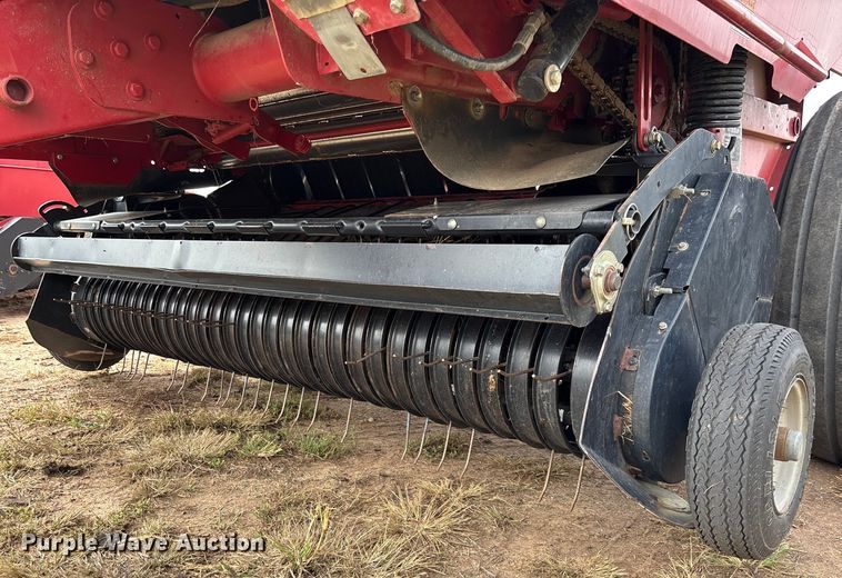 image for item EM8191 2012 Case RB564 round baler