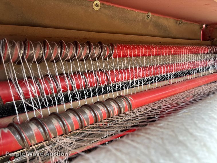 image for item EM8191 2012 Case RB564 round baler