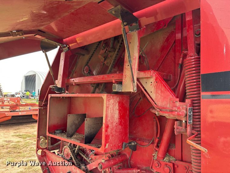 image for item EM8191 2012 Case RB564 round baler