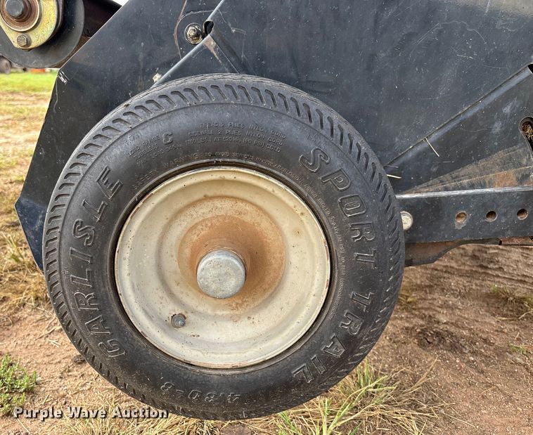 image for item EM8191 2012 Case RB564 round baler