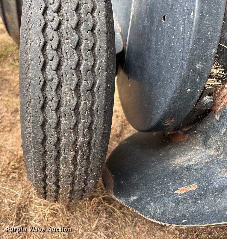 image for item EM8191 2012 Case RB564 round baler