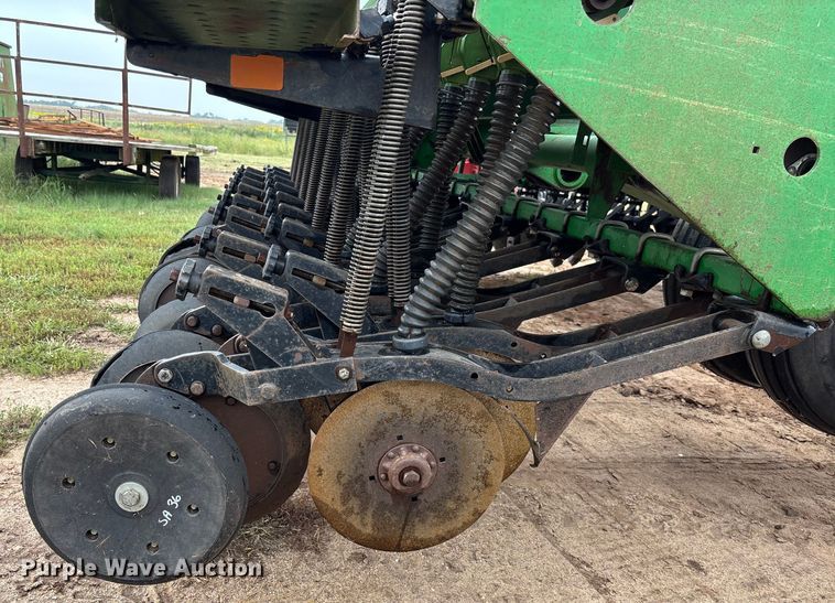 image for item EM8195 Great Plains Solid Stand 30 3SF30-487591 grain drill