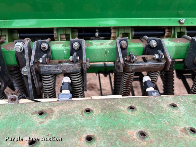 image for item EM8195 Great Plains Solid Stand 30 3SF30-487591 grain drill