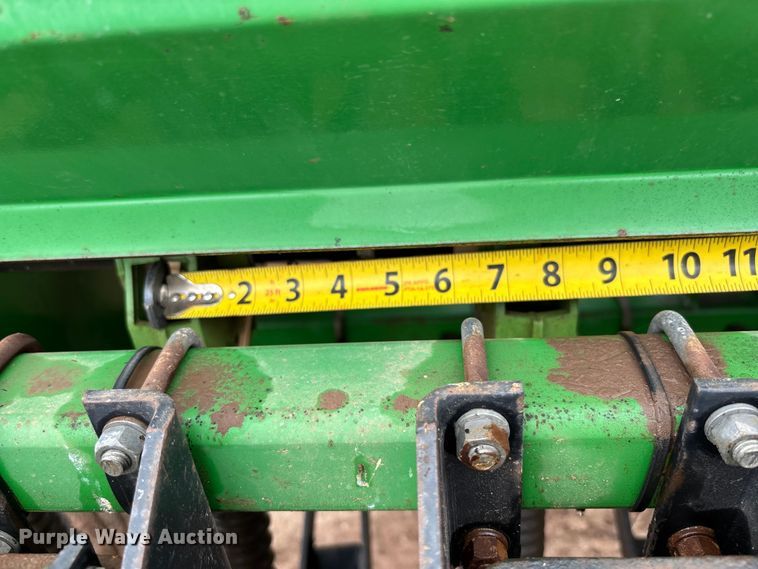 image for item EM8195 Great Plains Solid Stand 30 3SF30-487591 grain drill