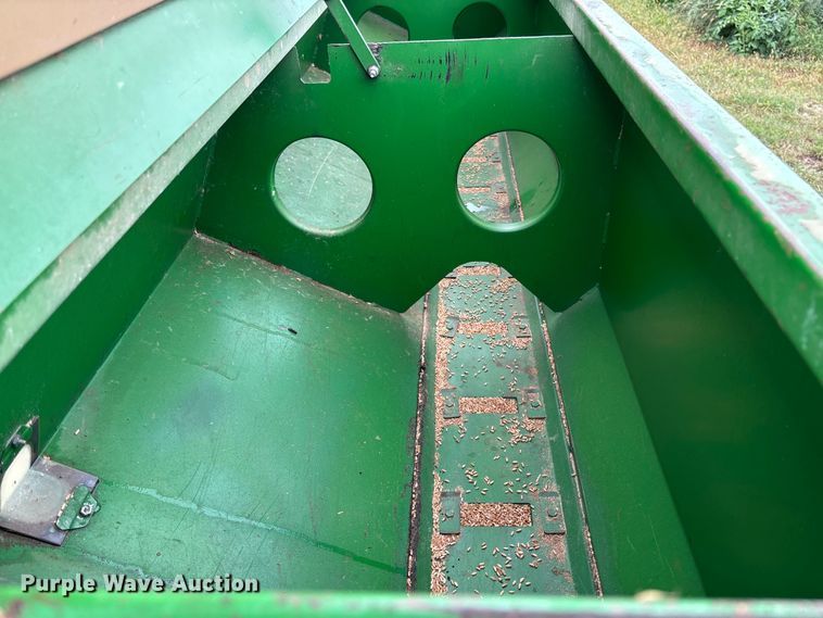 image for item EM8195 Great Plains Solid Stand 30 3SF30-487591 grain drill